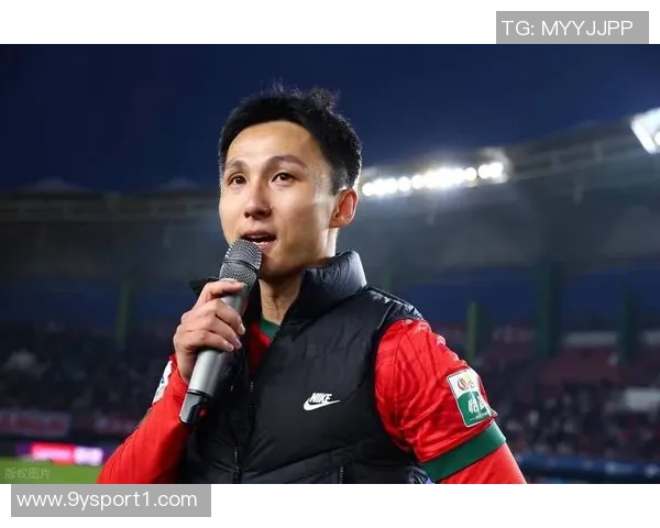 尹鸿博宣布明天将迎来最后一场中超比赛因伤选择退役